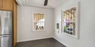 4126 S Bronson Ave Gallery 10