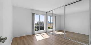 600 Olive Gallery 26