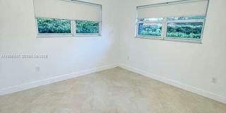 325 NE 131st St Gallery 33