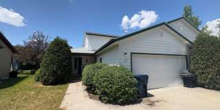 Classic 3 Bedroom 2 Bath Home with Attached 2 Car Garage! Gallery 1