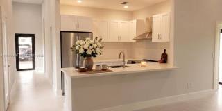 313 NE 169th Street, North Miami Beach, FL 33162 - 2329 Gallery 1