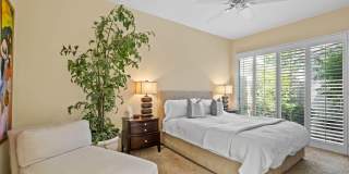 461 Desert Holly Drive Gallery 11