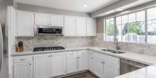16970 Blanche Place Gallery 34