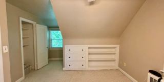 811 Forest Glen Road Gallery 39