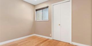 12111 Hammack Street Gallery 23