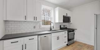 AVAILABLE NOV 1ST!! RENOVATED 2-bedroom END UNIT in Dormont! Gallery 1