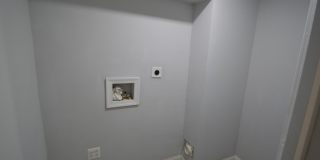 322 JONES Avenue Gallery 6