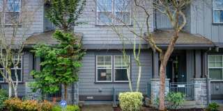 Cedar Mill - 3Bd 2.5Ba + Bonus Room TH ~ A/C, EV Charging & More ~ Convenient to Nike, Intel and St. Vincent Gallery 1
