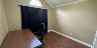 Gorgeous 3 Bedroom Home Gallery 15