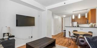 1425 LOCUST STREET Gallery 4