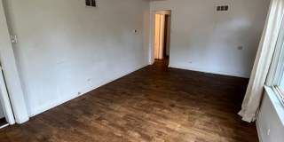 3 Bedroom 1 Bathroom Ranch in East Denver! Gallery 4
