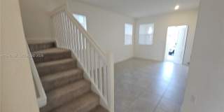 2530 SE 29th St Gallery 13