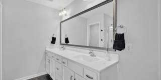 MOVE IN READY!-$500 OFF THE FIRST MONTHS RENT!-MOVE IN SPECIAL-BONUS ROOM!! Gallery 26