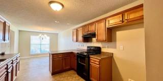 9146 Glen Cove Gallery 5