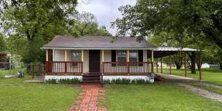 Cute 1 bed 1 bath home on a quiet street in the heart of Brownwood Gallery 1