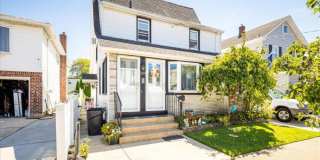 204 Monroe Street Gallery 1