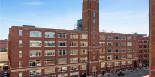 700 Washington Avenue N Gallery 23