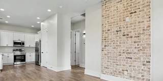 1021 Center Street Gallery 1