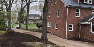 Luxury - Single Family Home Gallery 10