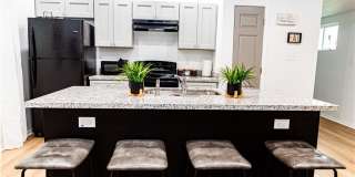 1127 S Dupre Gallery 1