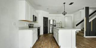 2023-Built 5BR Cul-de-Sac Home with Fenced Yard & Resort Amenities Gallery 8