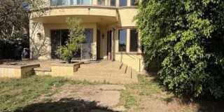 1126 Yale St Gallery 3