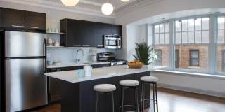 5100 S. Ellis Avenue Gallery 1