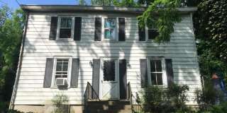 Charming Second-Floor Apartment Near the Village of Lawrenceville! Gallery 1