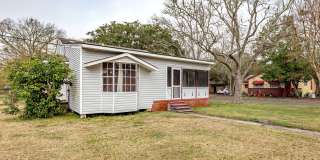 Cozy 2-Bedroom Home in Pascagoula Gallery 1