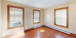 21 Alpine St. Gallery 4