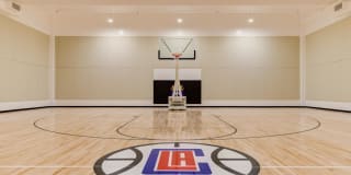 Ferrante Ferrante Gallery 73