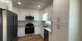 3665 BELLE VISTA DRIVE E Gallery 8