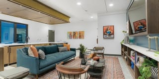 Quin + Nita Gallery 31