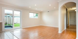 Traditional Single Family with Spacious Yard! Gallery 6