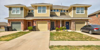 Storm Shelter Included!!! 3 Bed 2 Bath 1 Car Garage Townhome in Moore Gallery 1