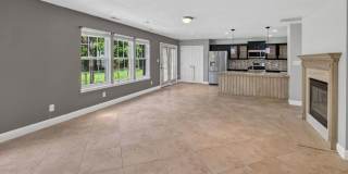 4 bed, 2.5 bath home in Coventry Gallery 10