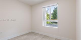 2505 NE 193rd St Gallery 11