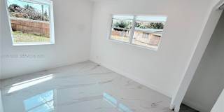 1606 NW 12th Ave Gallery 27
