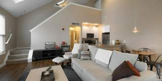 Three Bedroom with Garage near Grandview Gallery 3