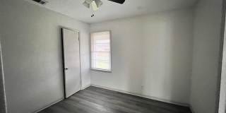 208 N 36th Street Gallery 12