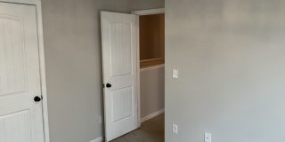 5020 Pioneer Parkway Gallery 14