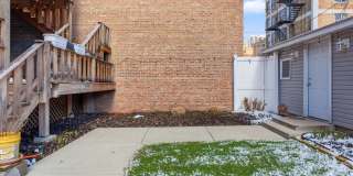 5739 N Winthrop Avenue Gallery 43