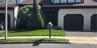 28 Piccadilly Circus Gallery 1