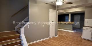 Cute Three-Bedroom with Large Deck! Gallery 11