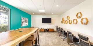 Violet on Virgil Violet on Virgil Gallery 10