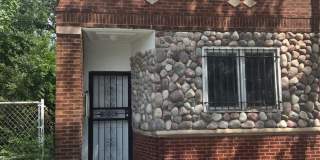 Updated 2-Bedroom First-Floor Apartment Gallery 1