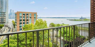 1 GREENE ST Gallery 7