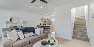1479 West Hendon Street Gallery 15