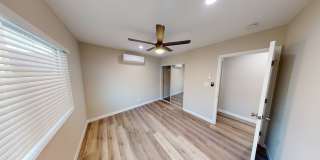Renovated! 4BD/2BA on La Dorna Gallery 3