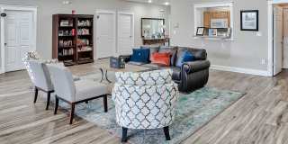 River's Edge Apartments Gallery 2